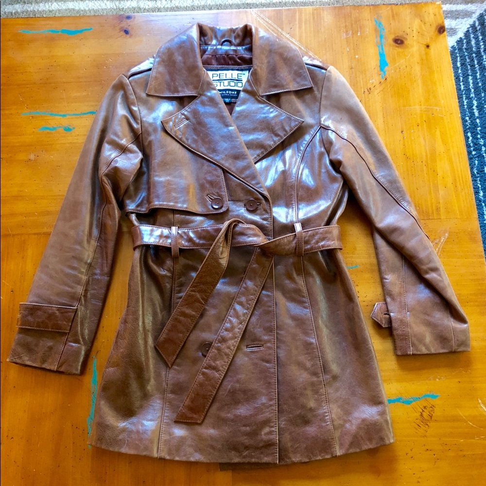 Vintage Brown Leather Mid-length Trench Coat!